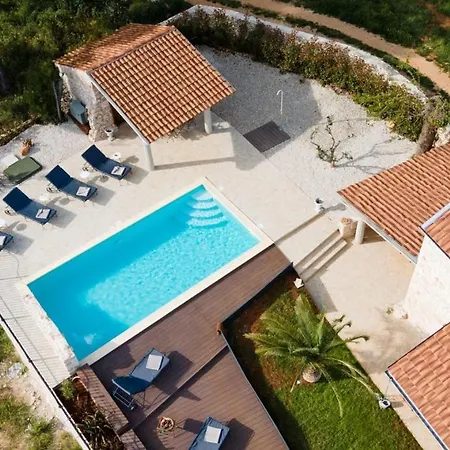 Vila San Lorenzo Zakinji